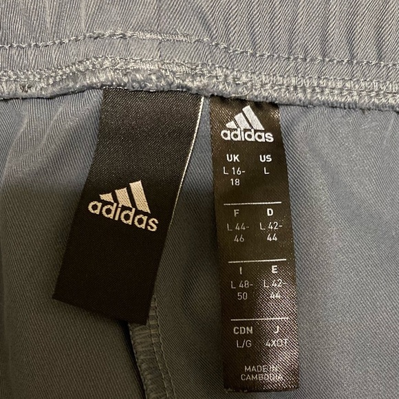 Adidas Women’s Blue-Gray Running Workout Athletic Training Shorts Size Large - Picture 4 of 10